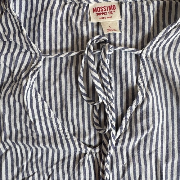 Mossimo Supply Co. Black and White Tie Front Blouse - Picture 4 of 7